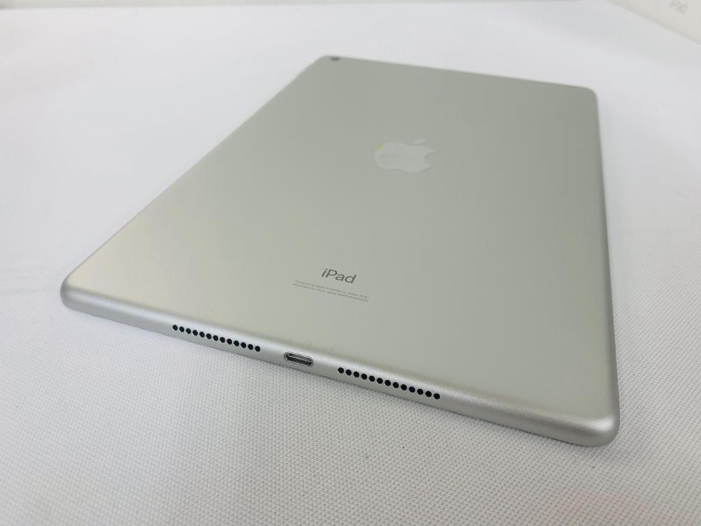 iPad Gen 7 2019 10.2inh Wi-Fi + only 32Gb Màu Silver ( Trắng ) Máy con đẹp 94-95% Pin 89% Máy Trần + kpk Ms: MHMK