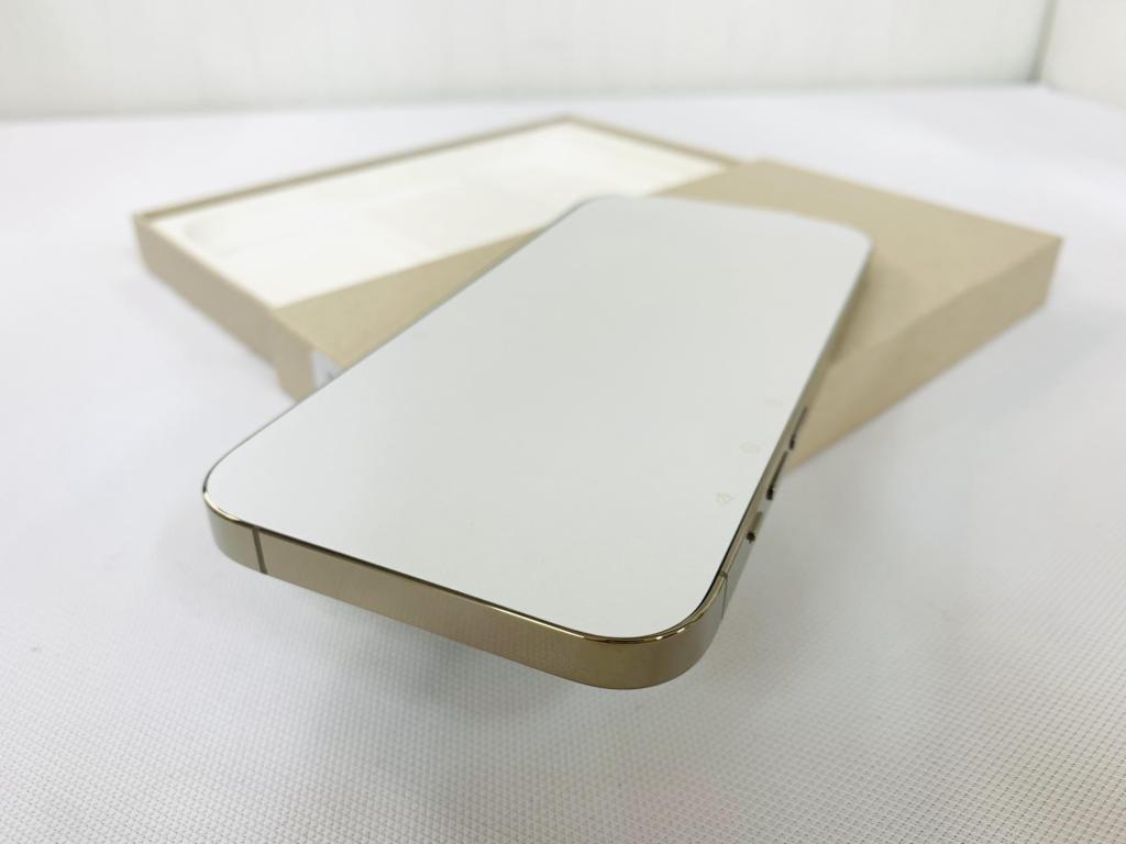 IPhone 14 Pro 6.1inh 1T Gold ( Vàng ) Qte ( SB) Máy mới 100% Hàng đổi bảo hành mới 100% Máy Trần + Kpk Ms: 7424
