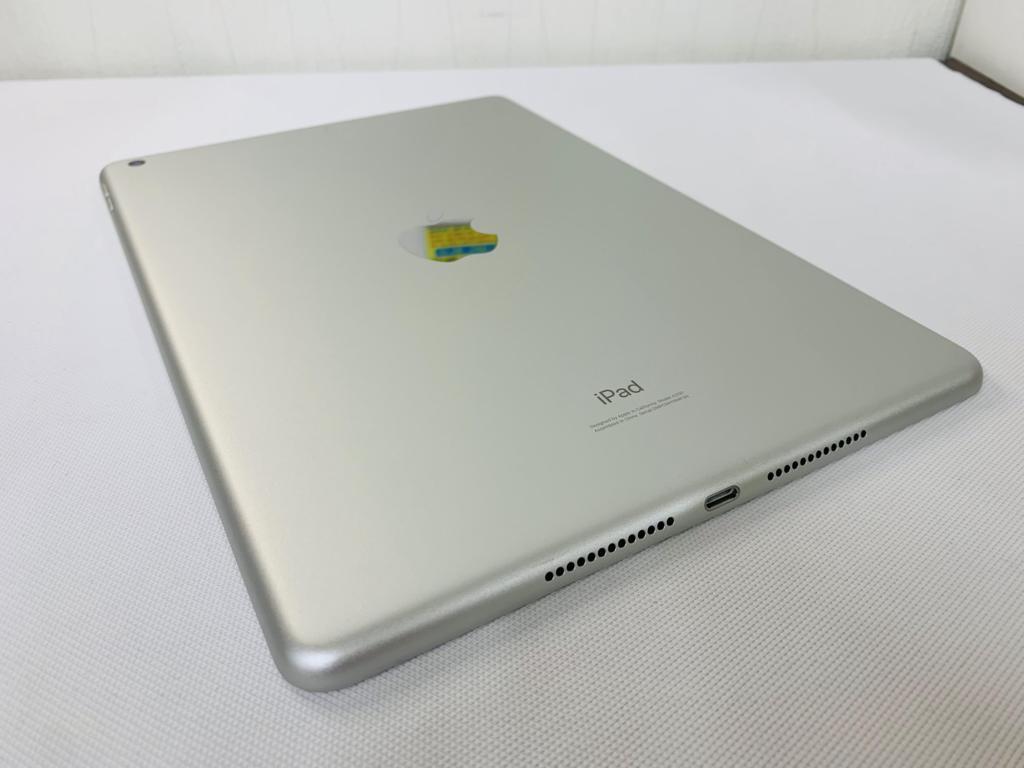 iPad Gen 7  2019   10.2inh Wi-Fi + only 32Gb Màu Silver ( Trắng ) Máy con đẹp 93-94% Pin trên 86% Máy trần + kpk Ms : fbw : MH76