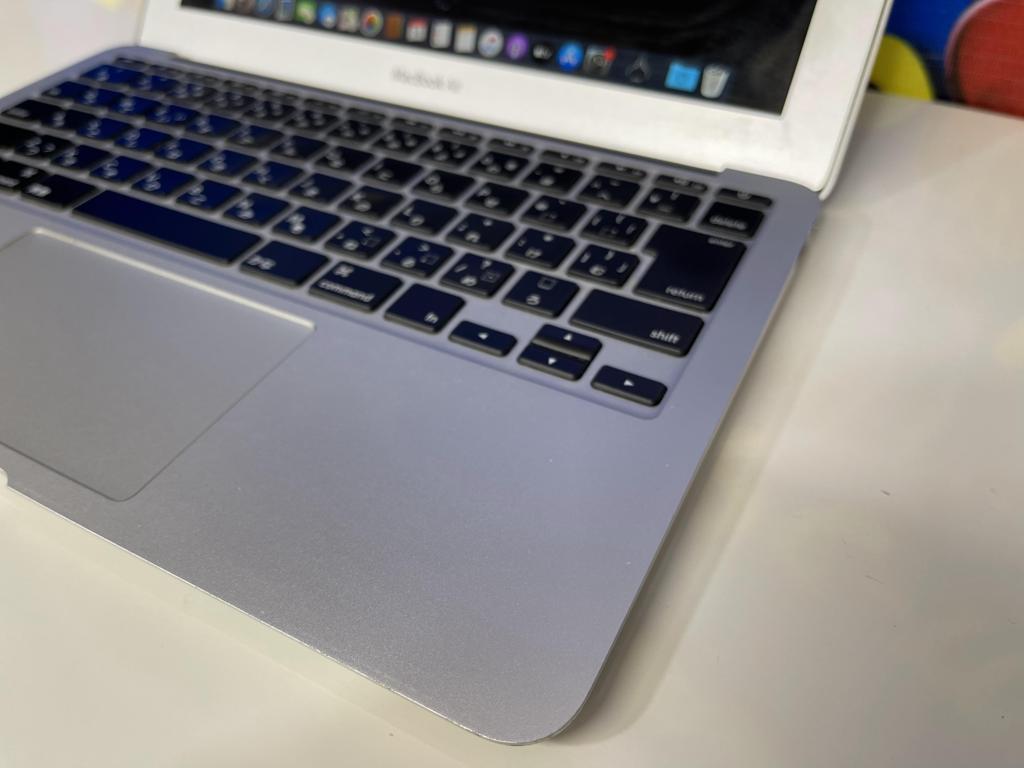 Macbook Air 11-inch, Mid 2013) / (SX:2014) / màu Sliver ( trắng bạc ) / Core i5 / CPU 4250U / 1.3GHz / Ram 4G / SSD 128G / OS Catalina / Tiếng Việt  / MS: 20230315 C2RR 