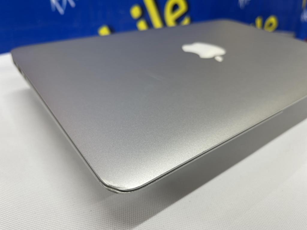 Macbook Air 11-inch, Mid 2013) / (SX:2014) / màu Sliver ( trắng bạc ) / Core i5 / CPU 4250U / 1.3GHz / Ram 4G / SSD 128G / OS Catalina / Tiếng Việt  / MS: 20230316 C2V9