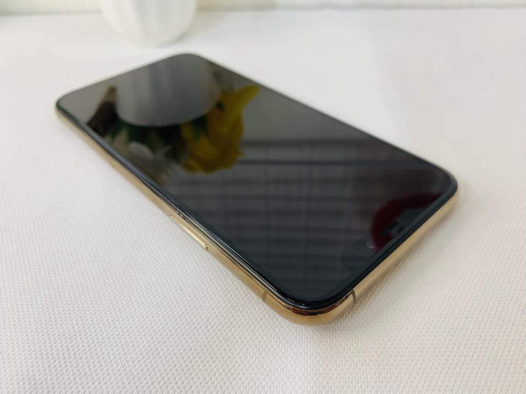 iPhone 11 Pro 5.8inh 256GB Màu Gold ( Vàng ) Qte ( SB▲ ) còn đẹp 95-96% / Pin 85% Ms: 5678