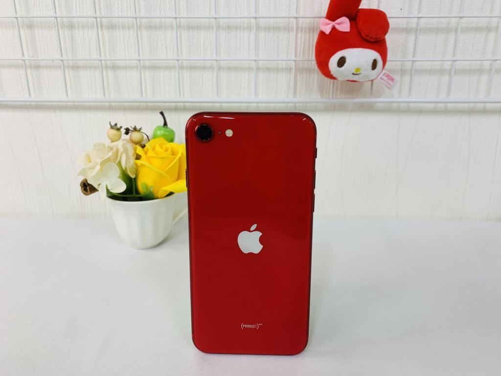 iPhone SE 2020 4.7in 64GB Màu Red ( Đỏ ) Qt ( AU ) Qua SD còn đẹp 97% / Pin 80% Máy Trần + KPK Ms: 7931