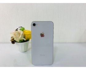 iPhone 8 4.7in 64GB Màu Silver ( Trắng ) Qte ( AUo) Qua SD còn đẹp 96-97% Máy Trần + KPK / Pin 86% Ms : 6785