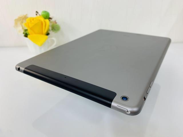ipad Air 1 9.7inh / 16GB / Wifi + Cell ( Về VN sài sim mạng ) Màu Gray ( Đen ) / QSD đẹp đến 92-93%/ Máy Trần + kpk Pin 90% Ms fbw: 6616
