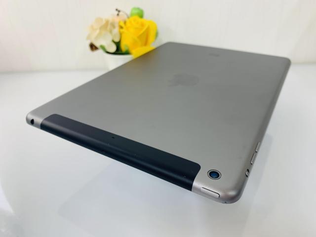 ipad Air 1 9.7inh / 16GB / Wifi + Cell ( Về VN sài sim mạng ) Màu Gray ( Đen ) / QSD đẹp đến 96-97%/ Máy Trần + kpk Pin 88% Ms fbw: 2388