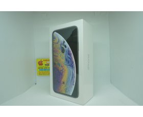 iPhone XS 5.8inh / Q/Tế(SBo) / Silver ( Trắng Bạc ) / Mới 100% chưa đập hộp / Bh Apple 1 Năm / MS: 017110