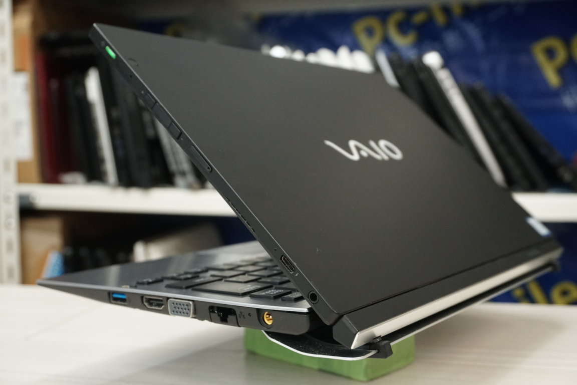 SONY Vaio VJP 12.5inch / model 2018 / Full HD / cảm ứng / có thể tháo rời màn hình  / Core i5  / 8200Y / 1.30 - 1.61GHz / Ram 8G / Ổ  SSD 128G / 8CPUz / Win 10 Tiếng Việt. MS:20221603 SL02