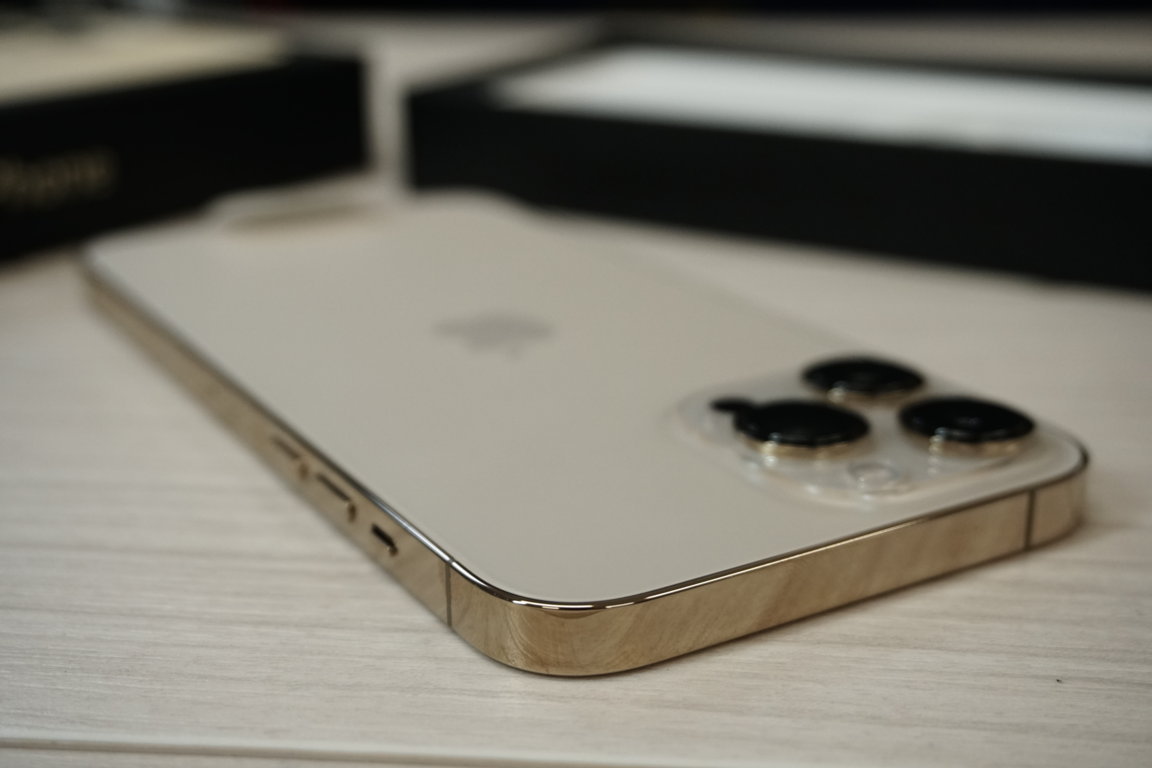 IPhone 13Pro Max 6.7inh  1T  Màu Gold ( Vàng  ) QT ( DCM△ ) Hàng Mới 100% Fullbox Ms 6300
