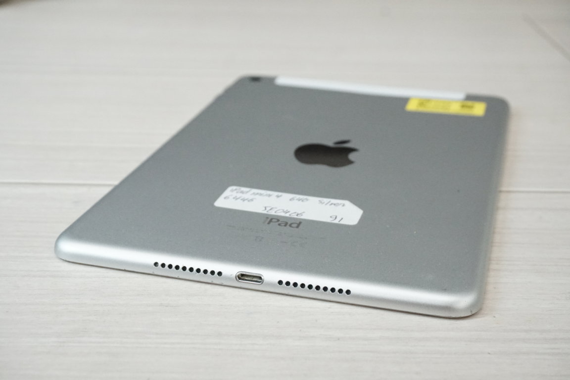  Ipad Mini 4 7.9inh / 64G / Wifi + Cell ( Silver ) Trắng / QSD đẹp đến 95-96% / Máy Trần +KPK / Pin 91% / MS: 6446