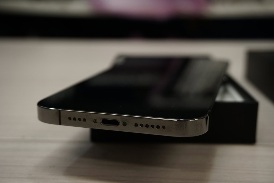 -#iPhone 12Pro Max 6.7inh / 512G / QT (AU△) / ( Graphite ) ( Đen ) / QSD Đẹp đến 98%/ Pin 86% Hộp + KPK / MS:3899